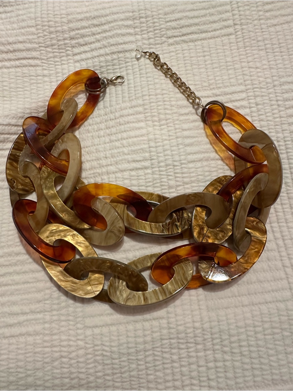 Chunky Tortoiseshell Link Necklace - Amber & Cream.  18 inches  w 4 inch ext